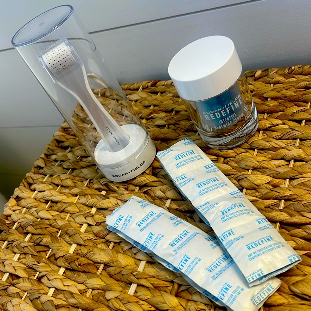 Rodan + Fields Redefine AMP MD system